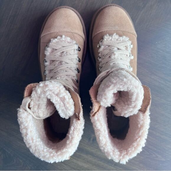 STEVE MADDEN Reyen Platform Boot in Oatmeal Suede Size 7.5 NEW - Picture 11 of 15